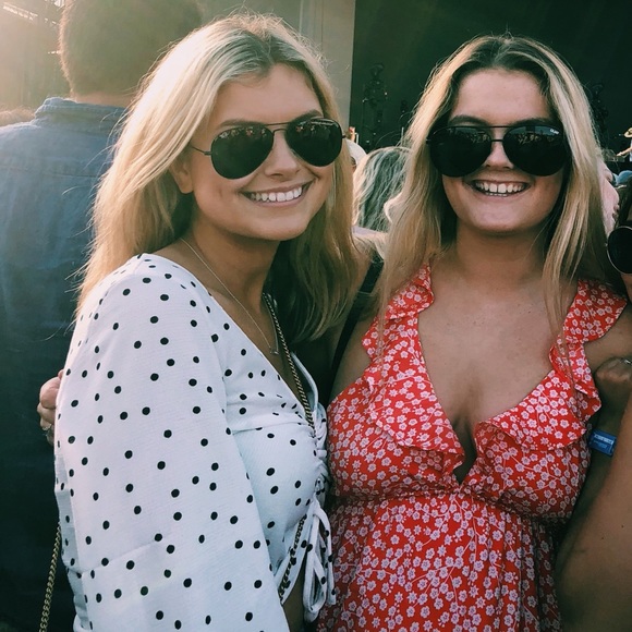 Authentic black ray bans - Picture 5 of 5